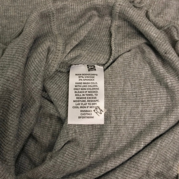 NEW {BP} Nordstrom Juniors Ruffled Hem Crop Top - Picture 8 of 8